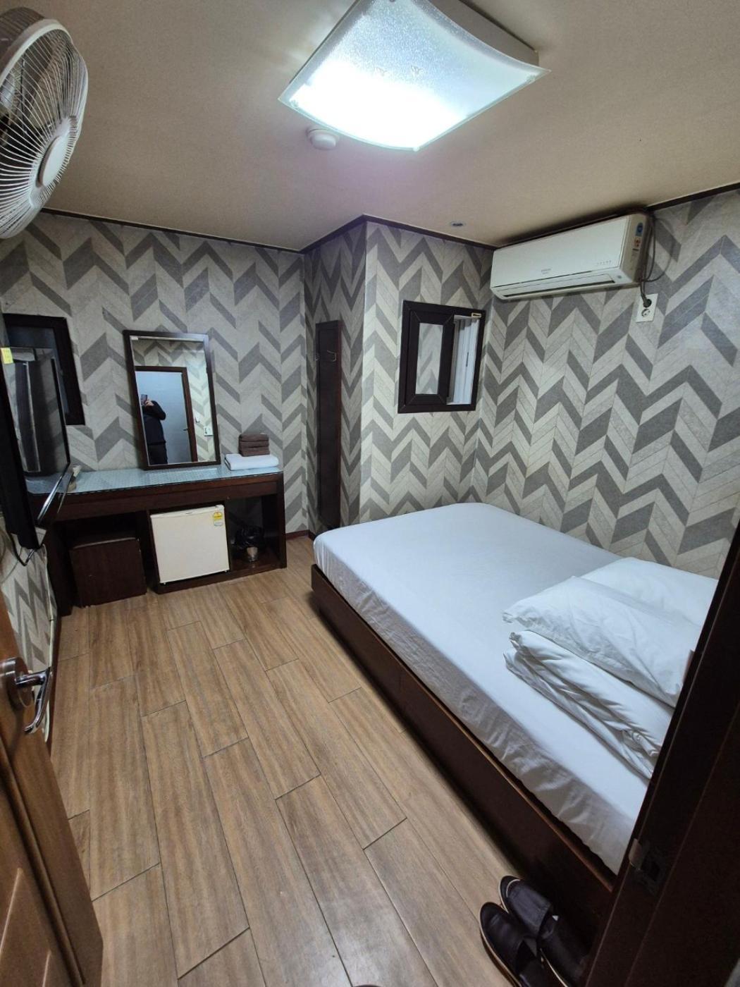 Joyful Stay Сеул Екстер'єр фото